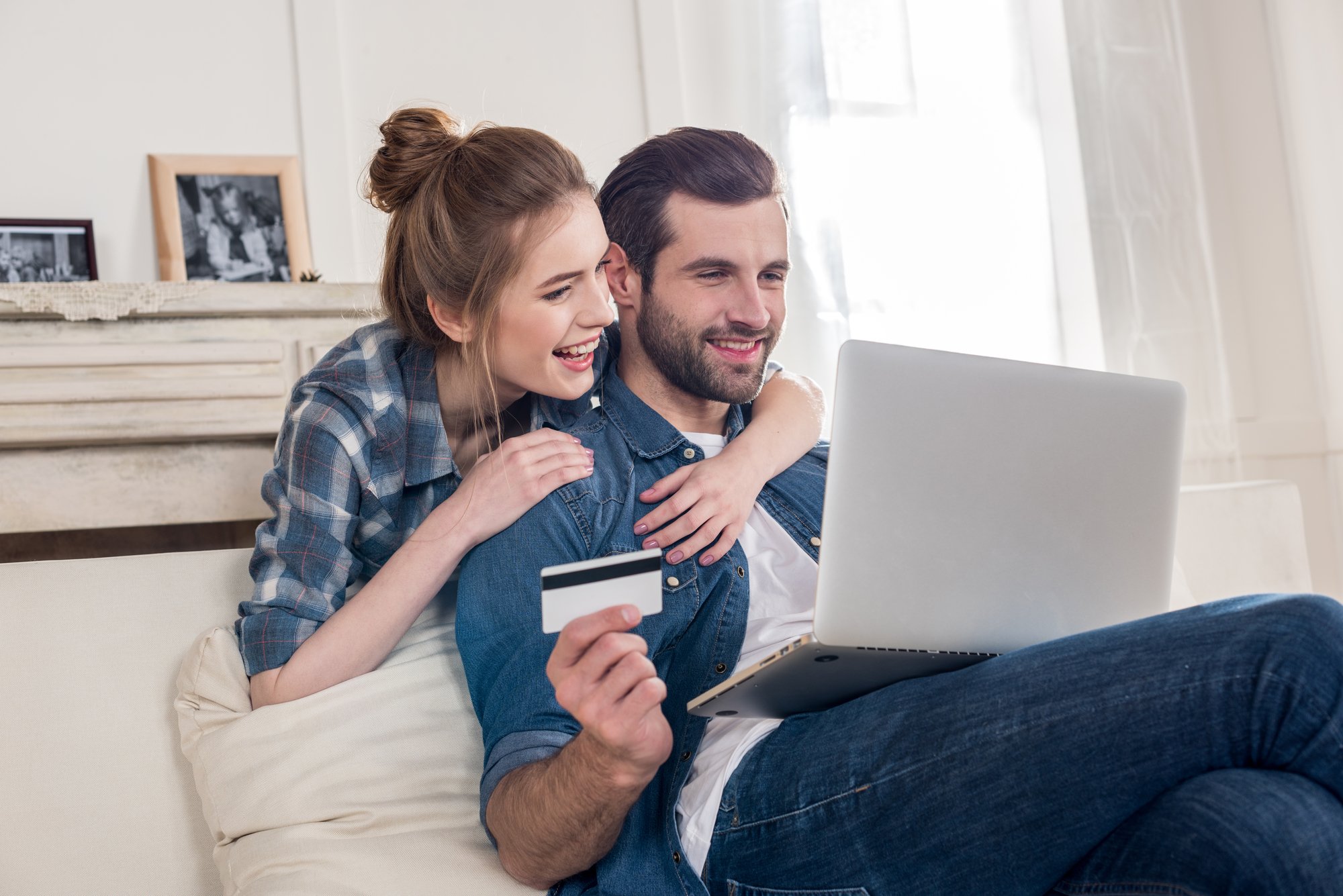 Couple shopping online