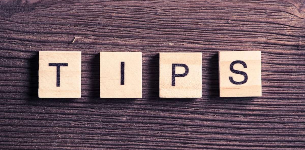 Tips word collected of wooden elements with the letters 4-2